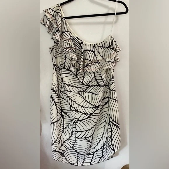 Like new Summer resort tropical palm ruffle one shoulder dress - Picture 2 of 10